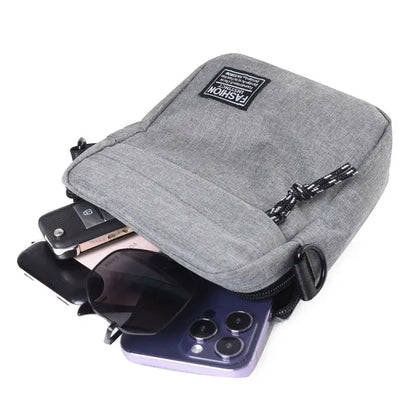 Petit sac à bandoulière pour homme compact